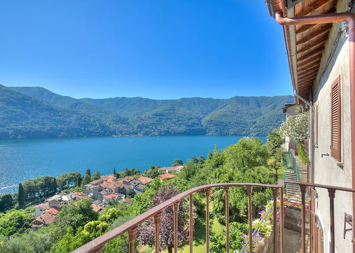 Il Giardino Dell'artista Laglio