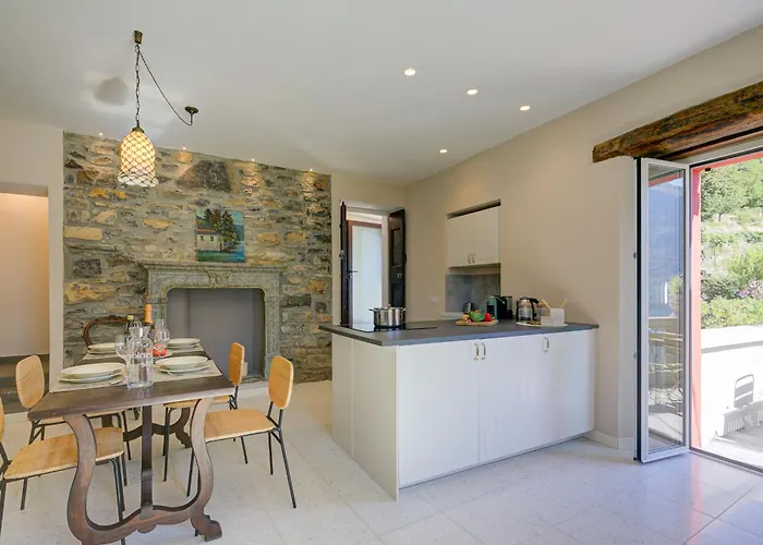 Il Giardino Dell'artista Laglio